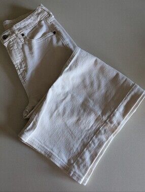 Old Navy Women's White Jeans | Size 2